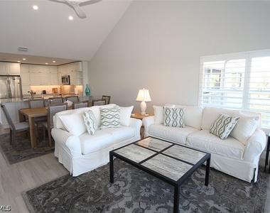 6131 Pelican Bay Boulevard - Photo Thumbnail 8