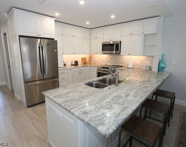 6131 Pelican Bay Boulevard - Photo Thumbnail 13
