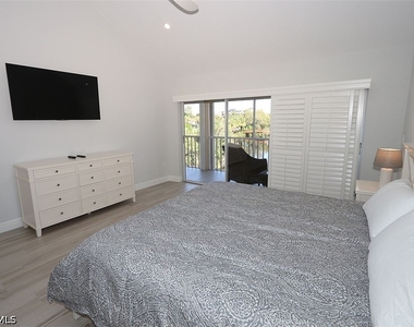 6131 Pelican Bay Boulevard - Photo Thumbnail 19
