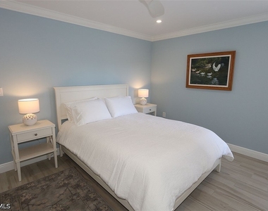 6131 Pelican Bay Boulevard - Photo Thumbnail 10