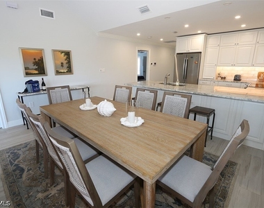 6131 Pelican Bay Boulevard - Photo Thumbnail 5