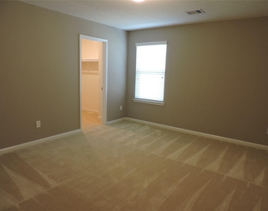 1102 Upton Court - Photo Thumbnail 18