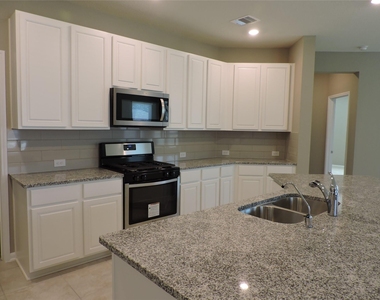 1102 Upton Court - Photo Thumbnail 7