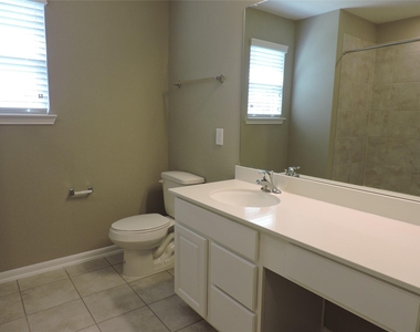 1102 Upton Court - Photo Thumbnail 22