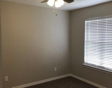212 Gulf Pump Road - Photo Thumbnail 5