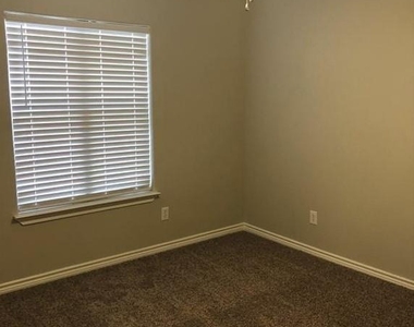 212 Gulf Pump Road - Photo Thumbnail 9