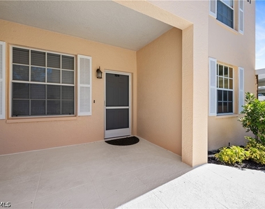 757 Wiggins Lake Drive - Photo Thumbnail 2