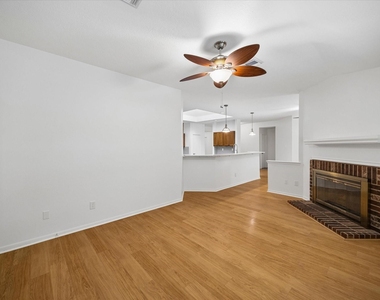 14718 Cypress Green Drive - Photo Thumbnail 17