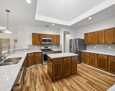 14718 Cypress Green Drive - Photo Thumbnail 19