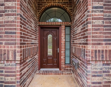 14718 Cypress Green Drive - Photo Thumbnail 5