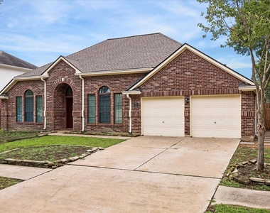 14718 Cypress Green Drive - Photo Thumbnail 3