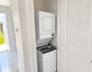 4618 25th Street Sw - Photo Thumbnail 18