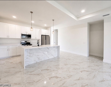 4618 25th Street Sw - Photo Thumbnail 10