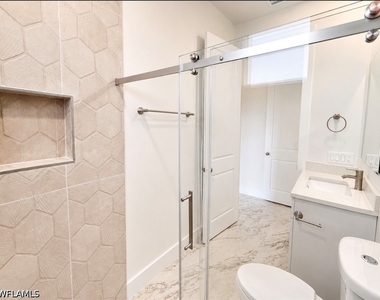 4618 25th Street Sw - Photo Thumbnail 9