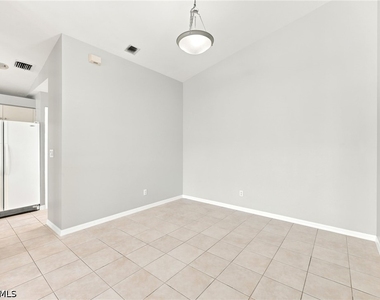 25925 Pebblecreek Drive - Photo Thumbnail 9