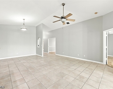 25925 Pebblecreek Drive - Photo Thumbnail 10