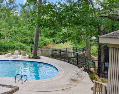 201 Vanderpool Lane - Photo Thumbnail 41