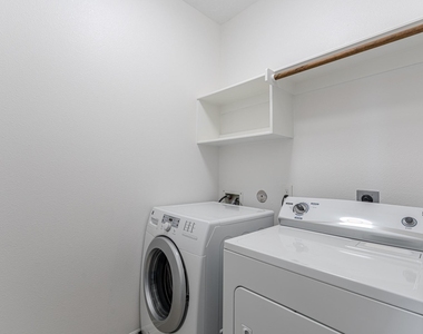 58 Aventura Place - Photo Thumbnail 16