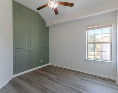 58 Aventura Place - Photo Thumbnail 17