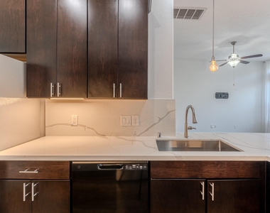 58 Aventura Place - Photo Thumbnail 8