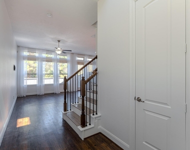 58 Aventura Place - Photo Thumbnail 6