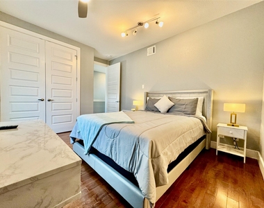 1914 Blodgett Street - Photo Thumbnail 26