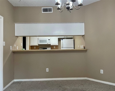 10130 Waterstone Drive - Photo Thumbnail 8