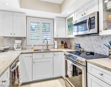 3200 Binnacle Drive - Photo Thumbnail 6