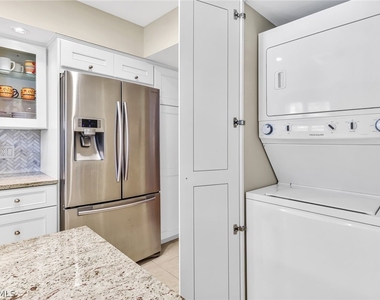 3200 Binnacle Drive - Photo Thumbnail 5