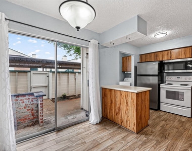 250 El Dorado Boulevard - Photo Thumbnail 10