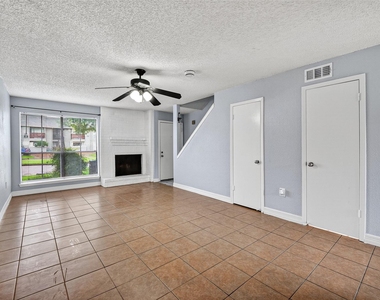 250 El Dorado Boulevard - Photo Thumbnail 7
