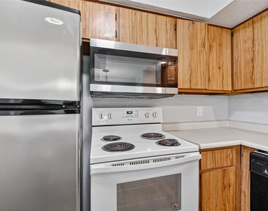 250 El Dorado Boulevard - Photo Thumbnail 17
