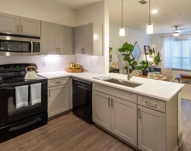 3333 Weslayan Street - Photo Thumbnail 2