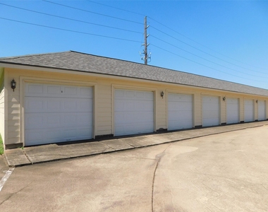 2710 Grants Lake Boulevard - Photo Thumbnail 44