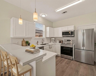 5511 Bear Paw Circle - Photo Thumbnail 7