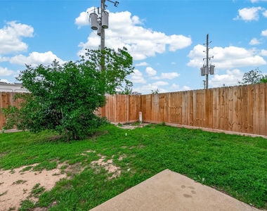 5511 Bear Paw Circle - Photo Thumbnail 27