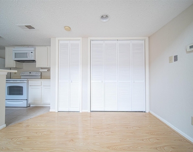 2300 Old Spanish Trail - Photo Thumbnail 14