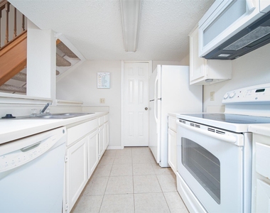 2300 Old Spanish Trail - Photo Thumbnail 13