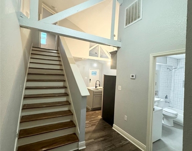 2310 12th Avenue - Photo Thumbnail 4