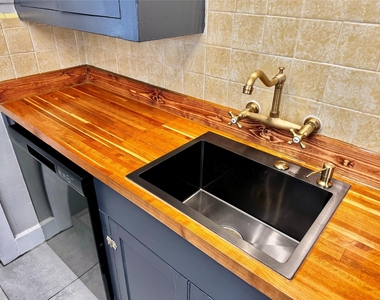 1018 Dunbar Street - Photo Thumbnail 17