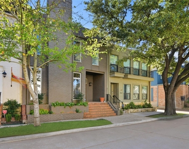 7535 Olympia Drive - Photo Thumbnail 2
