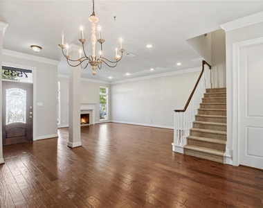 7535 Olympia Drive - Photo Thumbnail 5