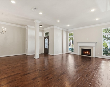 7535 Olympia Drive - Photo Thumbnail 3