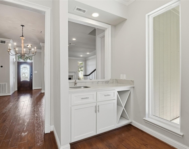 7535 Olympia Drive - Photo Thumbnail 20