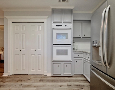 9326 Kostelnik Street - Photo Thumbnail 19