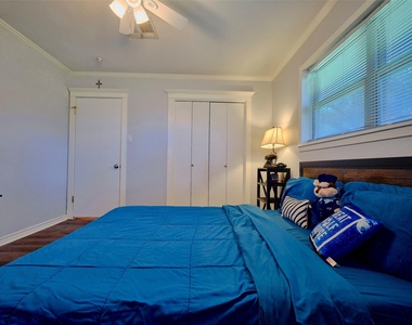 9326 Kostelnik Street - Photo Thumbnail 31
