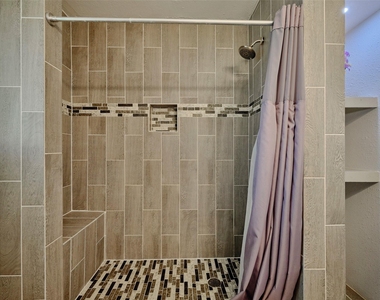 9326 Kostelnik Street - Photo Thumbnail 35
