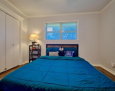 9326 Kostelnik Street - Photo Thumbnail 29