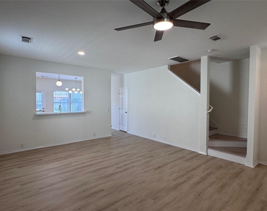 29726 Sullivan Oaks Drive - Photo Thumbnail 20