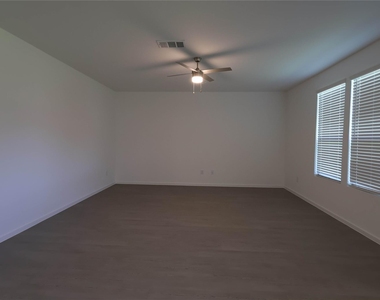 14993 Rustic Moon Rd - Photo Thumbnail 4